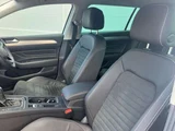 2022 Volkswagen Passat Variant TDI Diesel Turbo Sedan for sale, Japanese used car export - photo 42 of 62 | GULJI TRADERS