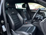 2022 Volkswagen Passat Variant TDI Sedan for sale, Japanese used car export - photo 8 of 24 | GULJI TRADERS