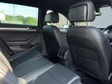 2022 Volkswagen Passat Variant TDI Sedan for sale, Japanese used car export - photo 9 of 24 | GULJI TRADERS