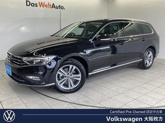 2022 Volkswagen Passat Variant - photo 1 2022 Volkswagen Passat Variant Sedan for sale, Japanese used car export | GULJI TRADERS