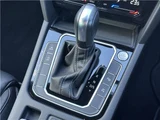 2024 Volkswagen Passat Variant TDI Sedan for sale, Japanese used car export - photo 8 of 35 | GULJI TRADERS