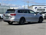2024 Volkswagen Passat Variant TDI Sedan for sale, Japanese used car export - photo 29 of 35 | GULJI TRADERS