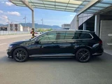 2024 Volkswagen Passat Variant TDI Sedan for sale, Japanese used car export - photo 4 of 9 | GULJI TRADERS