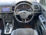 2016 Volkswagen Sharan TSI Sedan for sale, Japanese used car export - photo 9 of 24 | GULJI TRADERS