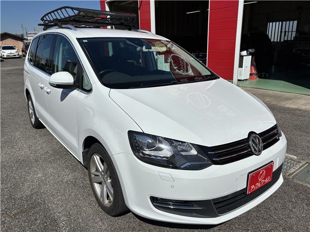 2017 Volkswagen Sharan TSI - photo 1 2017 Volkswagen Sharan TSI Sedan for sale, Japanese used car export - photo 1 of 53 | GULJI TRADERS