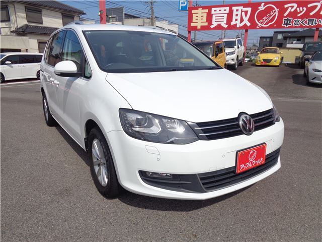 2018 Volkswagen Sharan TSI Sedan for sale, Japanese used car export - photo 1 of 80 | GULJI TRADERS