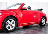 2013 Volkswagen THE Beetle Cabriolet Coupe for sale, Japanese used car export - photo 25 of 73 | GULJI TRADERS