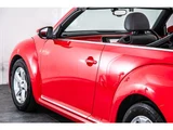 2013 Volkswagen THE Beetle Cabriolet Coupe for sale, Japanese used car export - photo 38 of 73 | GULJI TRADERS