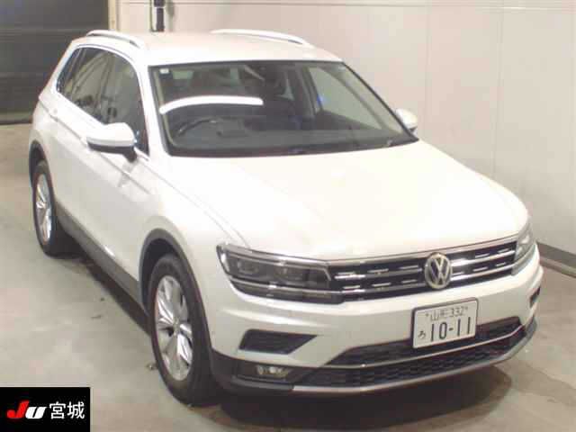 2019 Volkswagen Tiguan 4WD TDI Sedan for sale, Japanese used car export - photo 1 of 8 | GULJI TRADERS