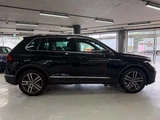 2021 Volkswagen Tiguan TSI Sedan for sale, Japanese used car export - photo 4 of 9 | GULJI TRADERS