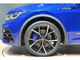 2022 Volkswagen Tiguan R 4WD Sedan for sale, Japanese used car export - photo 21 of 53 | GULJI TRADERS