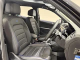 2022 Volkswagen Tiguan R Sedan for sale, Japanese used car export - photo 5 of 9 | GULJI TRADERS
