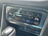 2023 Volkswagen Tiguan 4WD Sedan for sale, Japanese used car export - photo 29 of 56 | GULJI TRADERS