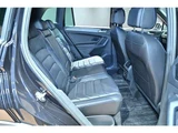 2023 Volkswagen Tiguan R 4WD Sedan for sale, Japanese used car export - photo 21 of 56 | GULJI TRADERS