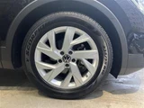 2023 Volkswagen Tiguan TSI Sedan for sale, Japanese used car export - photo 15 of 24 | GULJI TRADERS
