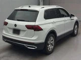 2023 Volkswagen Tiguan TSI Sedan for sale, Japanese used car export - photo 2 of 9 | GULJI TRADERS