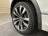 2024 Volkswagen Tiguan TSI Sedan for sale, Japanese used car export - photo 12 of 56 | GULJI TRADERS