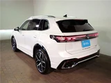 2025 Volkswagen Tiguan TDI Sedan for sale, Japanese used car export - photo 59 of 77 | GULJI TRADERS