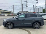 2025 Volkswagen Tiguan eTSI Sedan for sale, Japanese used car export - photo 5 of 9 | GULJI TRADERS