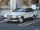 1989 Volvo 240 GL White Sedan for sale, Japanese used car export - photo 3 of 18 | GULJI TRADERS