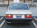 1989 Volvo 240 GL White Sedan for sale, Japanese used car export - photo 6 of 18 | GULJI TRADERS