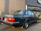 1990 Volvo 240 GL Blue Sedan for sale, Japanese used car export - photo 6 of 34 | GULJI TRADERS