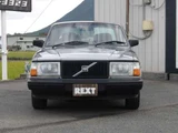 1991 Volvo 240 GL Silver Sedan for sale, Japanese used car export - photo 5 of 9 | GULJI TRADERS