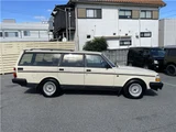 1993 Volvo 240 Wagon Van for sale, Japanese used car export - photo 9 of 59 | GULJI TRADERS