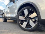 2023 Volvo C40 Recharge Sedan for sale, Japanese used car export - photo 17 of 30 | GULJI TRADERS