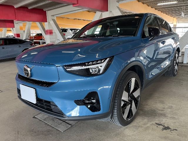 2024 Volvo C40 Recharge Sedan for sale, Japanese used car export - photo 1 of 8 | GULJI TRADERS