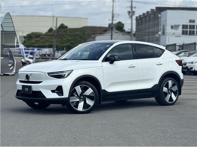 2025 Volvo C40 Recharge Sedan for sale, Japanese used car export - photo 1 of 36 | GULJI TRADERS