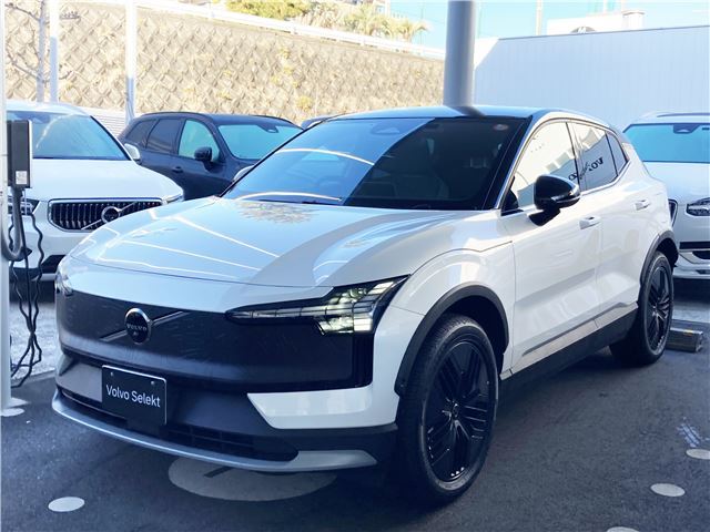 2025 Volvo EX30 Cross Country Ultra Twin M Performance - photo 1 2025 Volvo EX30 Cross Country Ultra Twin M Performance Sedan for sale, Japanese used car export - photo 1 of 35 | GULJI TRADERS
