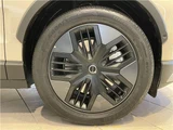 2025 Volvo EX30 4WD Sedan for sale, Japanese used car export - photo 65 of 72 | GULJI TRADERS