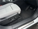 2025 Volvo EX40 Sedan for sale, Japanese used car export - photo 16 of 37 | GULJI TRADERS