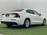 2019 Volvo S60 T4 Momentum Sedan for sale, Japanese used car export - photo 16 of 20 | GULJI TRADERS