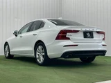 2019 Volvo S60 T4 Momentum Sedan for sale, Japanese used car export - photo 17 of 20 | GULJI TRADERS
