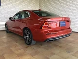2022 Volvo S60 B5 Sedan for sale, Japanese used car export - photo 6 of 9 | GULJI TRADERS