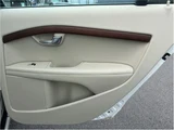 2009 Volvo S80 4WDT6TEAWD Sedan for sale, Japanese used car export - photo 41 of 56 | GULJI TRADERS