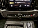2017 Volvo S90 T6 AWD 4WD Sedan for sale, Japanese used car export - photo 36 of 67 | GULJI TRADERS