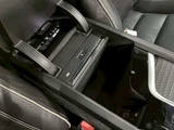 2017 Volvo S90 T6 AWD 4WD Sedan for sale, Japanese used car export - photo 39 of 67 | GULJI TRADERS