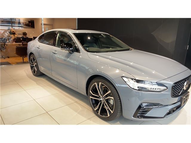 2022 Volvo S90 - photo 1 2022 Volvo S90 Sedan for sale, Japanese used car export - photo 1 of 56 | GULJI TRADERS