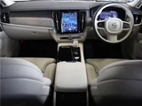 2024 Volvo S90 Recharge Ultimate T8 AWD plug-in hybrid Sedan for sale, Japanese used car export - photo 22 of 44 | GULJI TRADERS