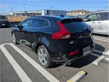 2013 Volvo V40 T4 SE Sedan for sale, Japanese used car export - photo 9 of 77 | GULJI TRADERS