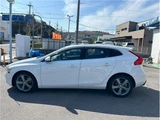 2013 Volvo V40 T4 Sedan for sale, Japanese used car export - photo 9 of 44 | GULJI TRADERS