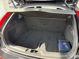 2013 Volvo V40 T4 SE Sedan for sale, Japanese used car export - photo 27 of 30 | GULJI TRADERS