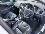 2013 Volvo V40 4WD Sedan for sale, Japanese used car export - photo 19 of 56 | GULJI TRADERS