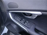 2013 Volvo V40 4WD Sedan for sale, Japanese used car export - photo 21 of 56 | GULJI TRADERS