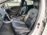 2013 Volvo V40 4WD Sedan for sale, Japanese used car export - photo 34 of 56 | GULJI TRADERS