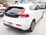 2013 Volvo V40 T4SE Sedan for sale, Japanese used car export - photo 10 of 43 | GULJI TRADERS