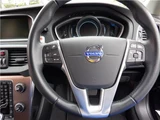 2013 Volvo V40 4WD Sedan for sale, Japanese used car export - photo 12 of 27 | GULJI TRADERS